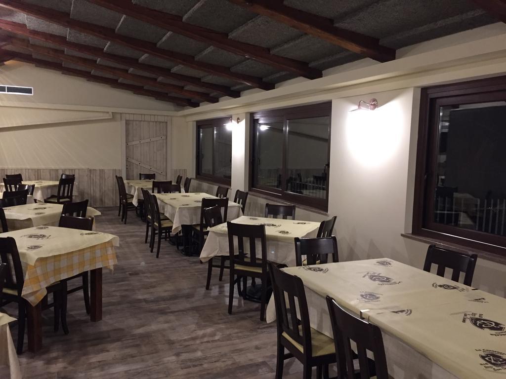 לינה וארוחת בוקר Brattiro Borgo San Cosmo Tropea מראה חיצוני תמונה