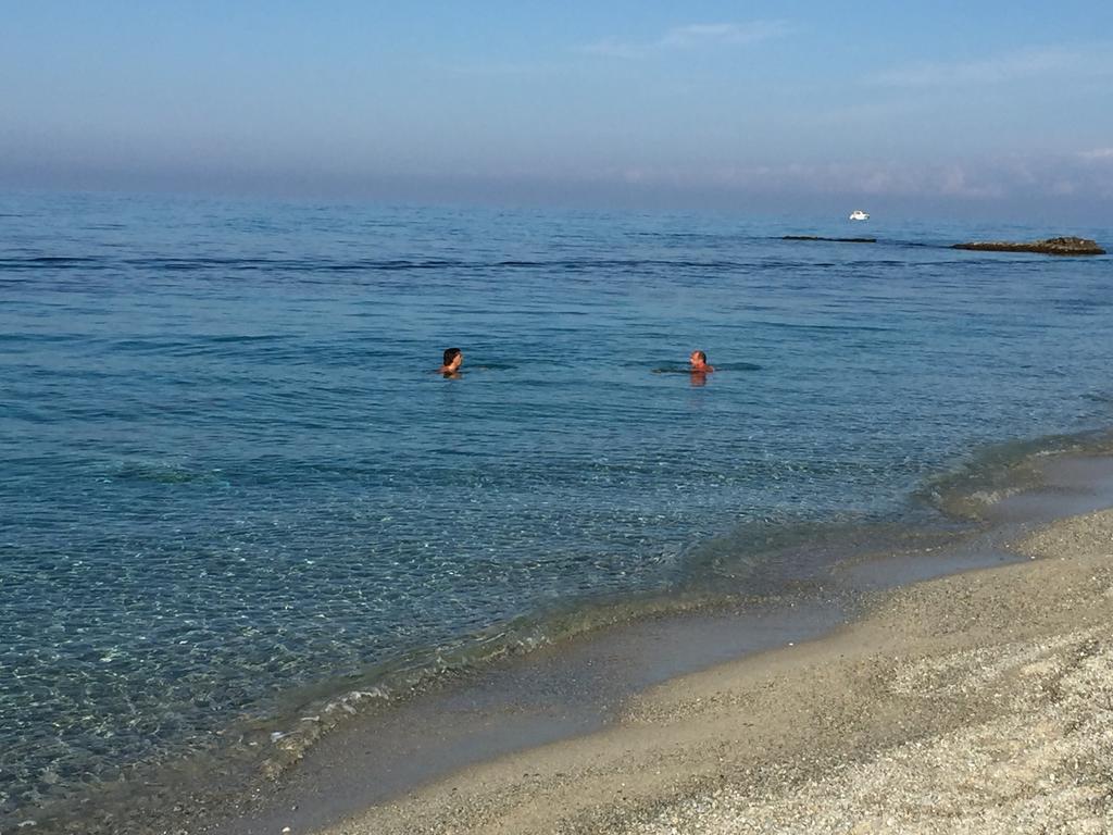 לינה וארוחת בוקר Brattiro Borgo San Cosmo Tropea מראה חיצוני תמונה